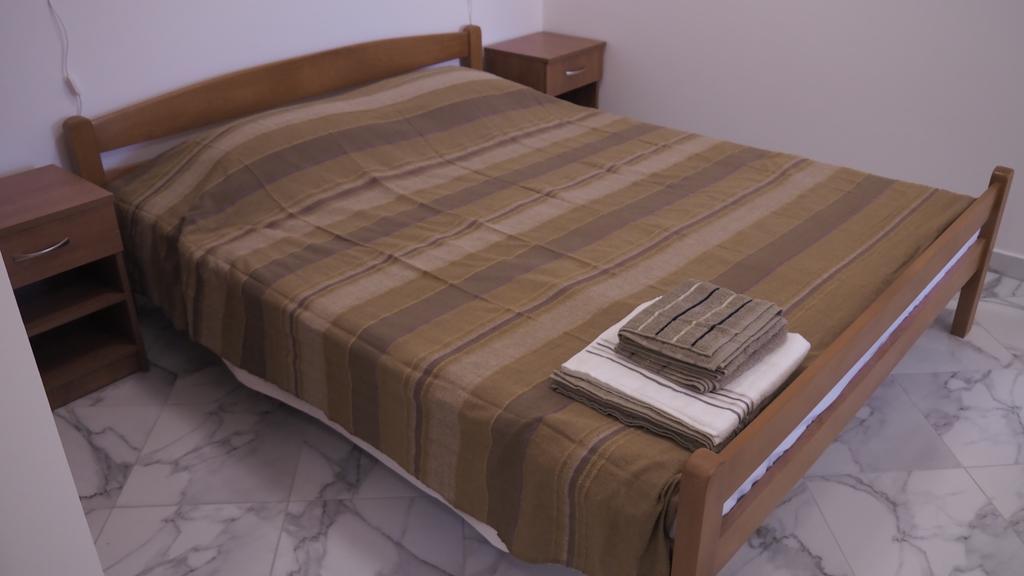 Vilena Apartmani Tivat Bagian luar foto