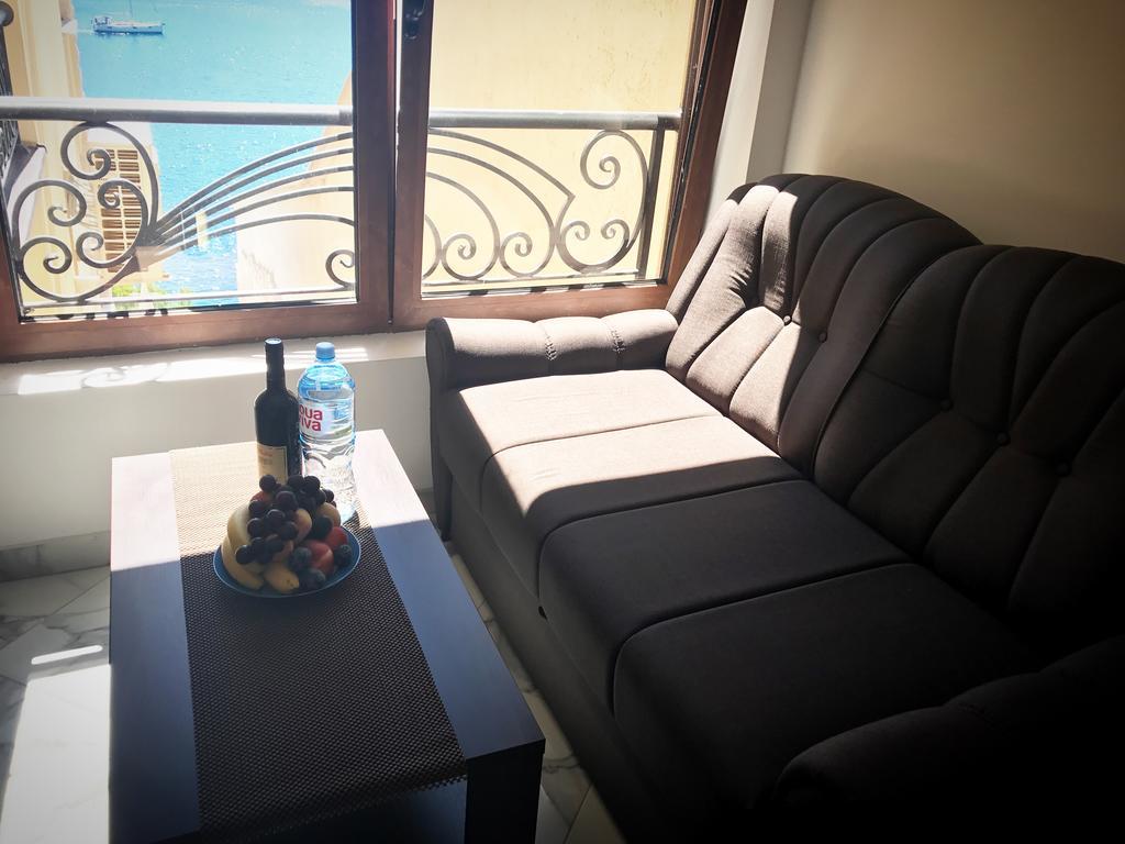 Vilena Apartmani Tivat Bagian luar foto